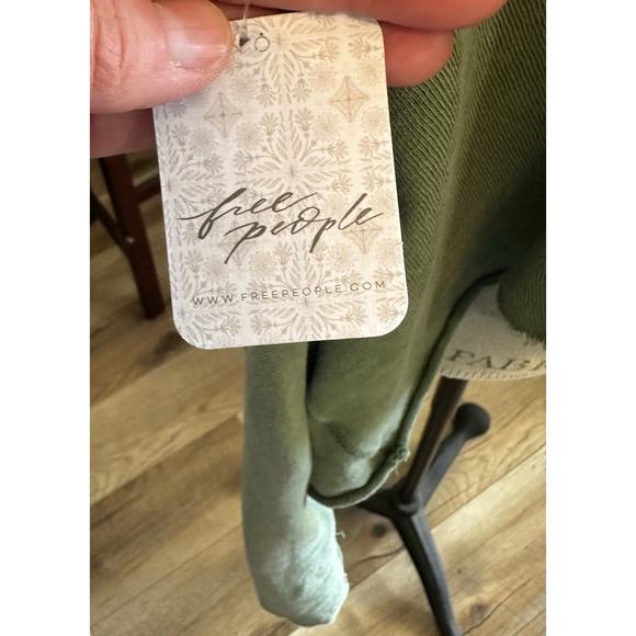 Free People Women's Angel Cotton Handkerchief-Hem Angel T-Shirt Green M - Picture 4 of 6